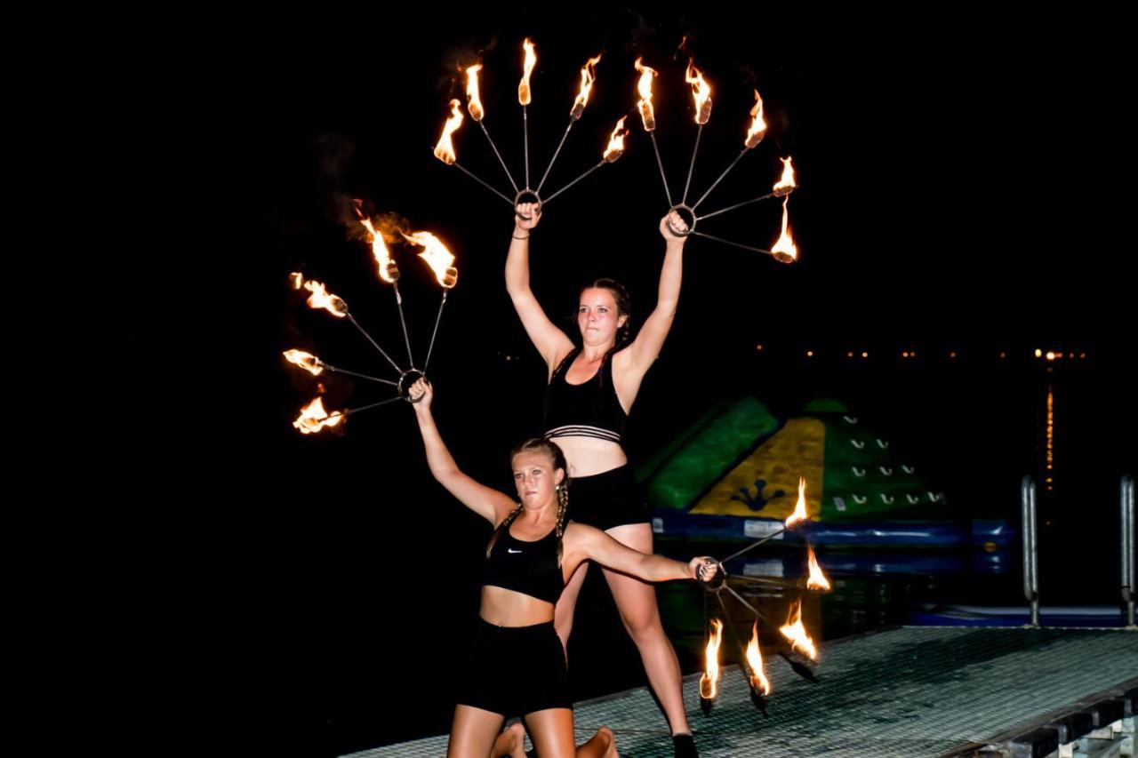 Camping Village Punta Navaccia تورو سول تراسيمينو المظهر الخارجي الصورة