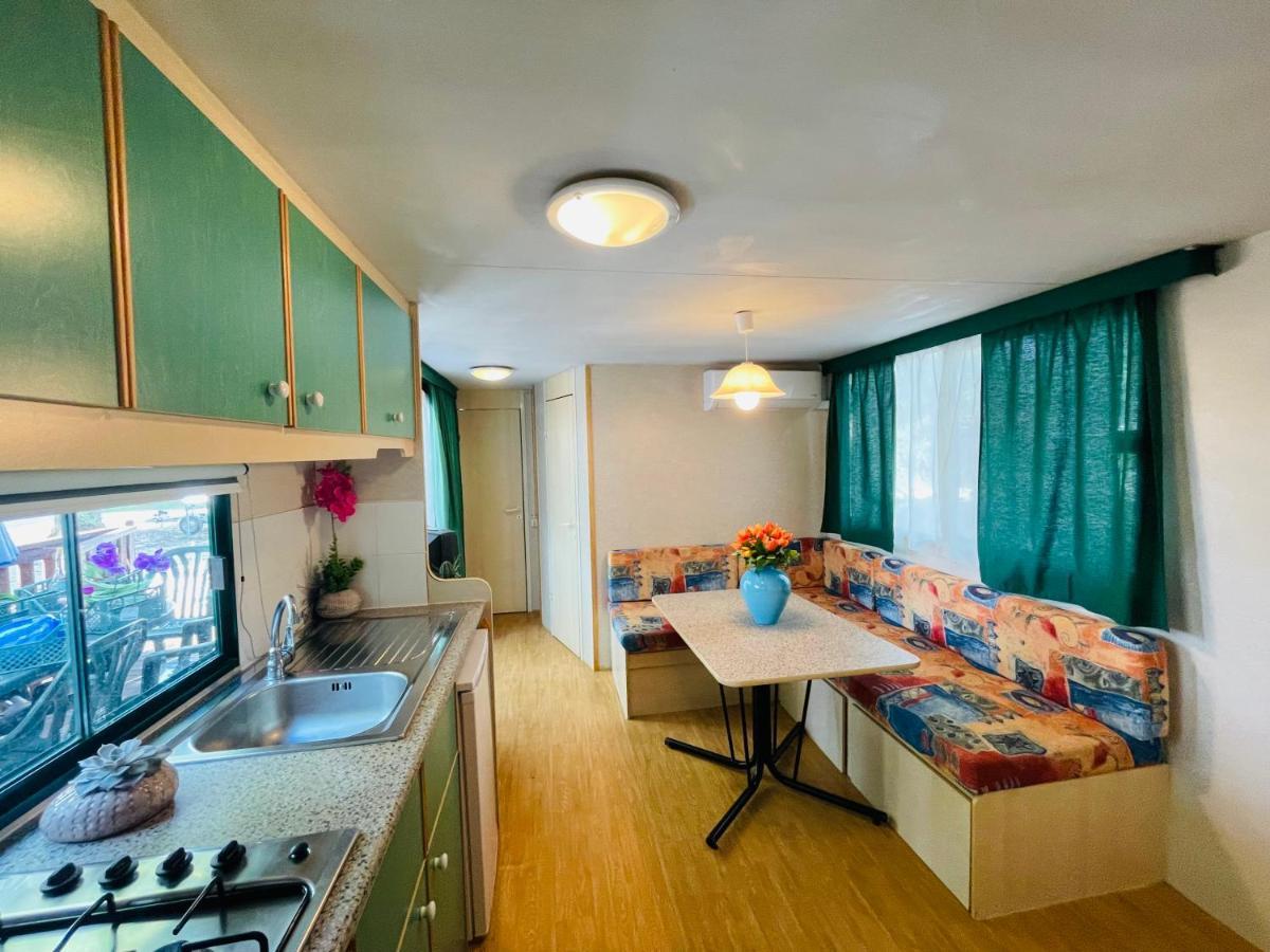 Camping Village Punta Navaccia تورو سول تراسيمينو المظهر الخارجي الصورة