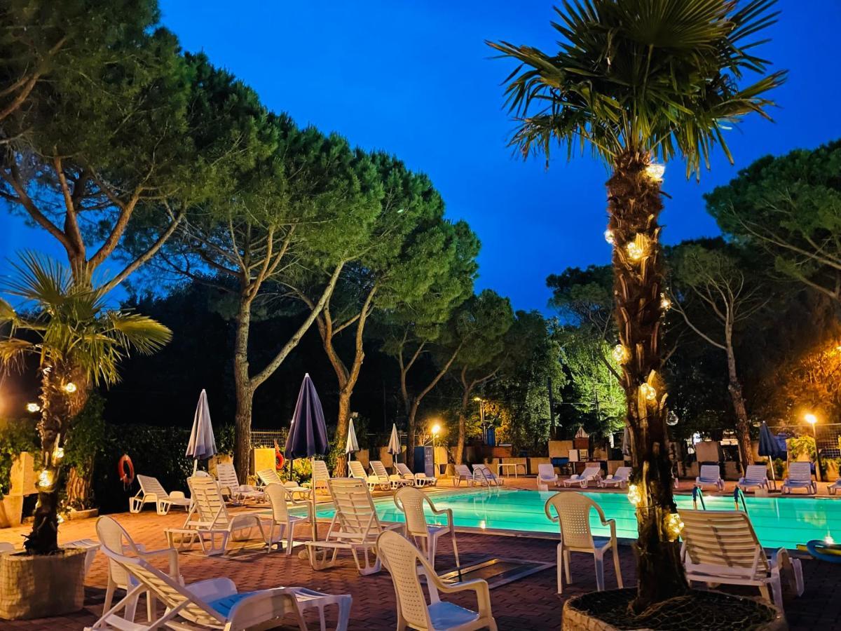 Camping Village Punta Navaccia تورو سول تراسيمينو المظهر الخارجي الصورة