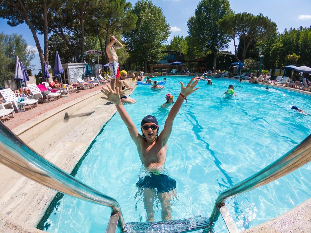 Camping Village Punta Navaccia تورو سول تراسيمينو المظهر الخارجي الصورة