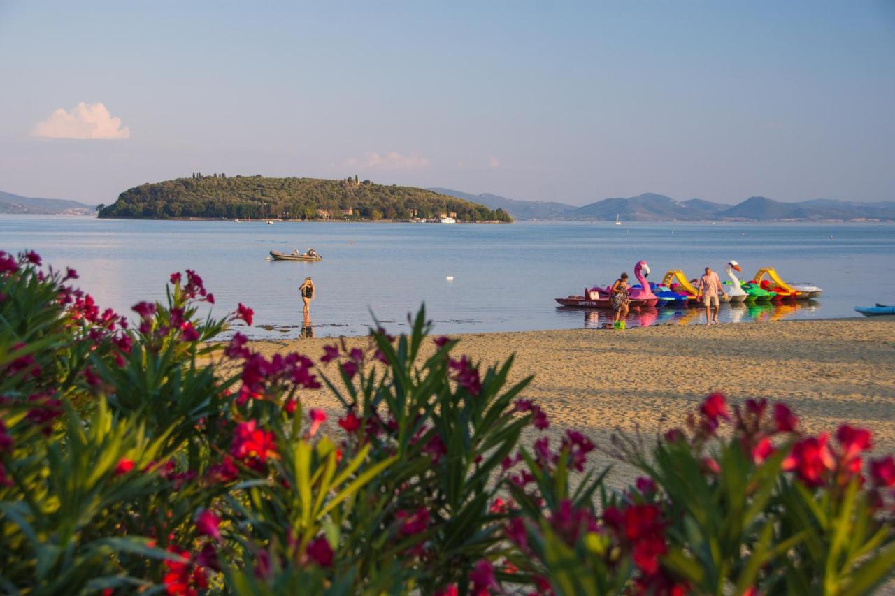 Camping Village Punta Navaccia تورو سول تراسيمينو المظهر الخارجي الصورة